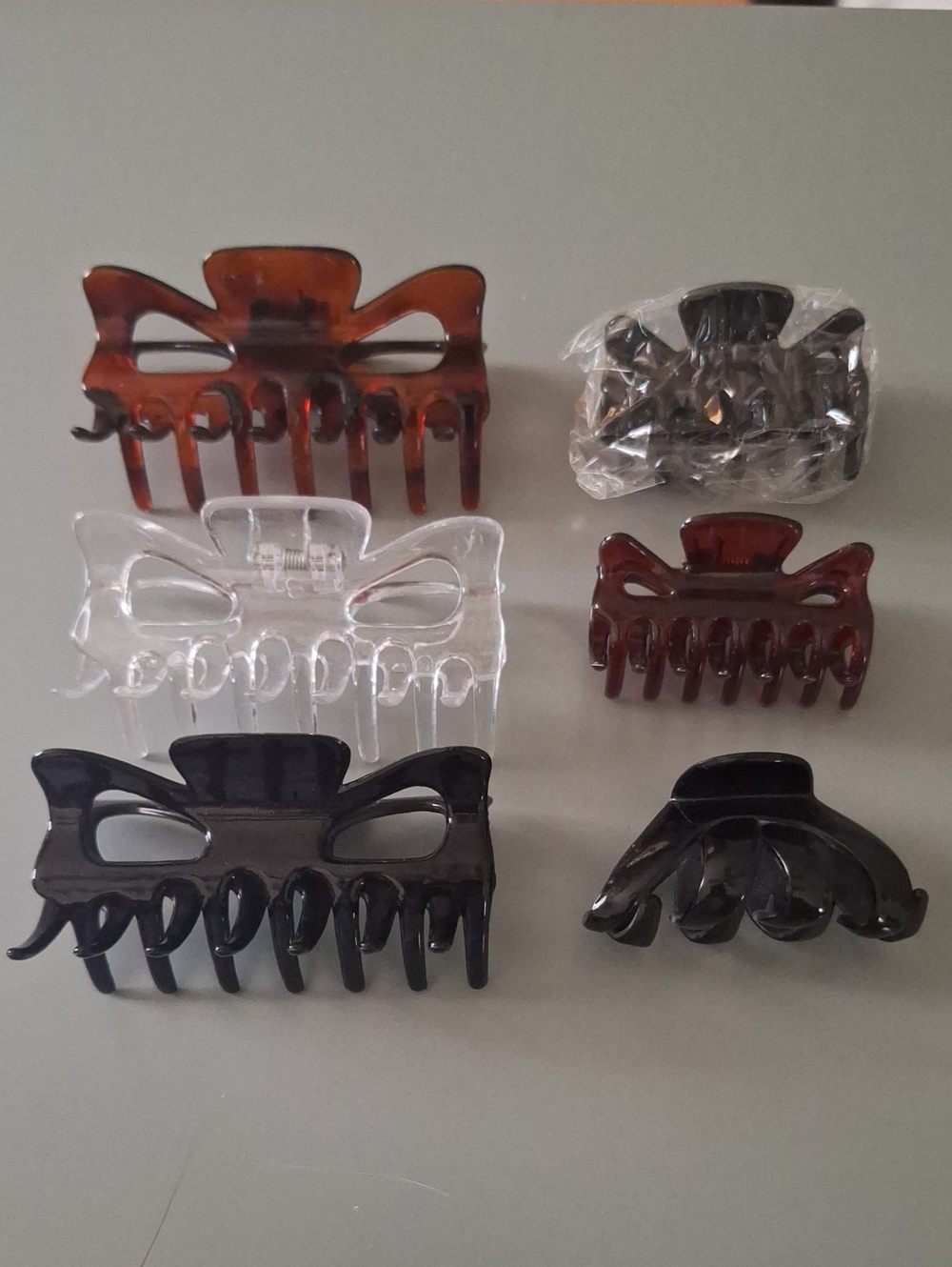 Bememo Women’s Hair Claw Clips – 6 Piece Set – Like New